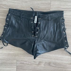 Rat and boa leather shorts